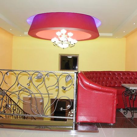 Princ Plaza Hotel Jerevan Rom bilde